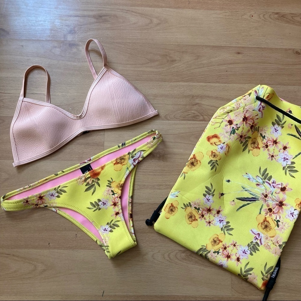 Triangl Set - Picture 2 of 5